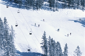 New skiing goggles can help short-sighted people over the slopes
